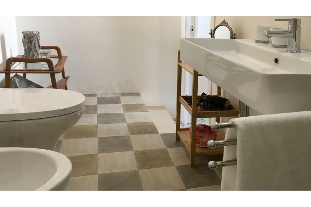 Dimora Castello Vecchia 1 4 Posti Apartment Bari